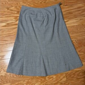 Elegant Gray Talbots Skirt
